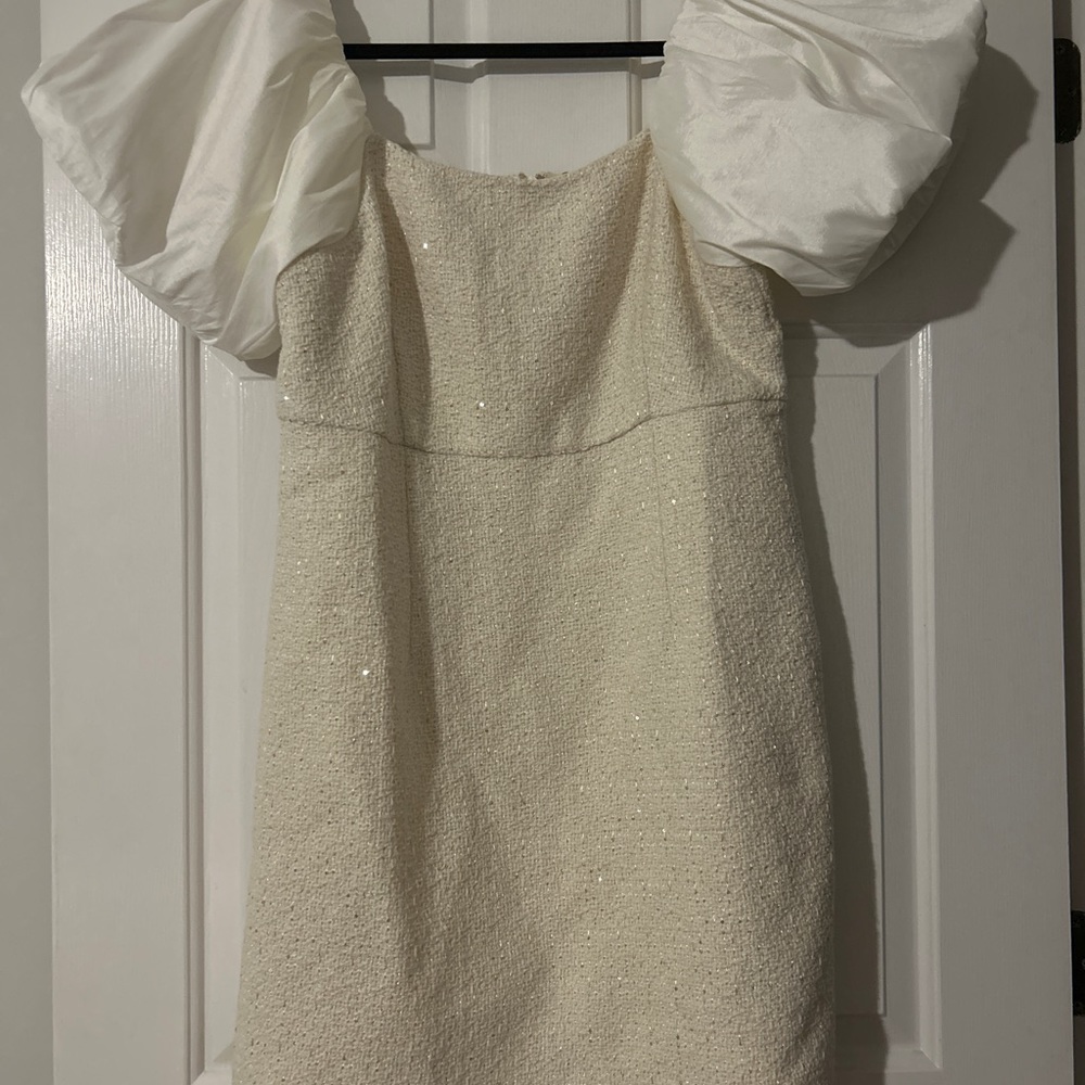 THML Dress - Picture 3 of 3